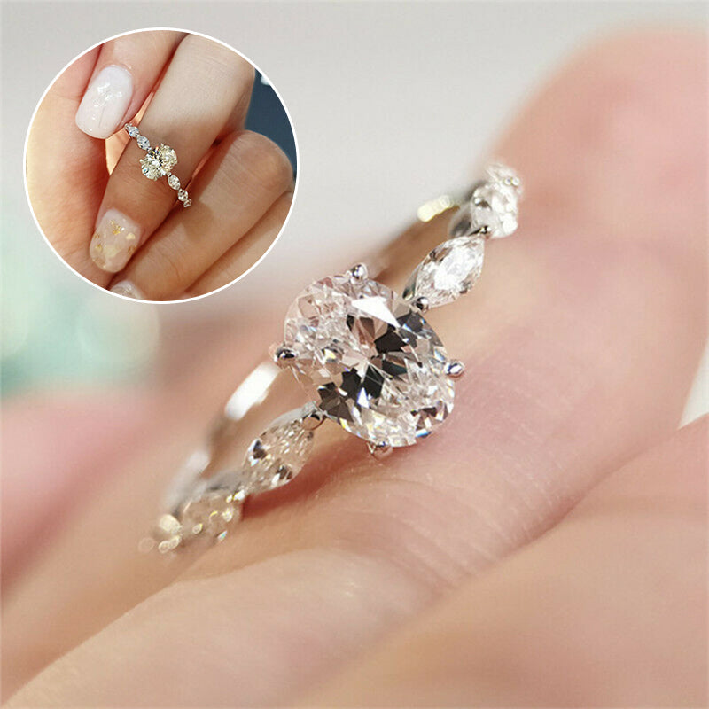 OVAL DIAMOND ENGAGEMENT RING