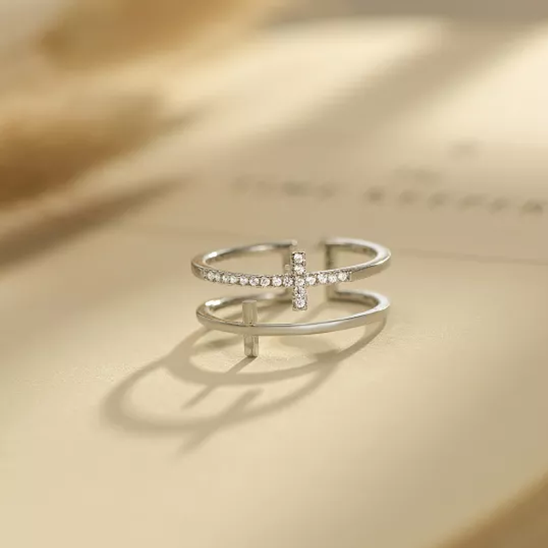 Double-layer Cross Ring