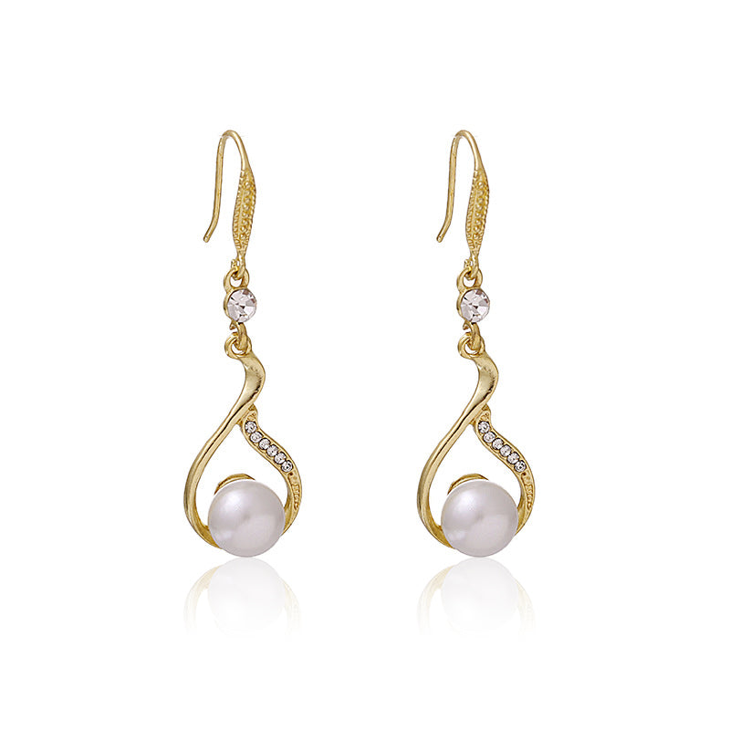 Pendant Pearl Earrings